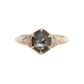 1.05ct Hexagon Diamond Ring In Yellow Gold