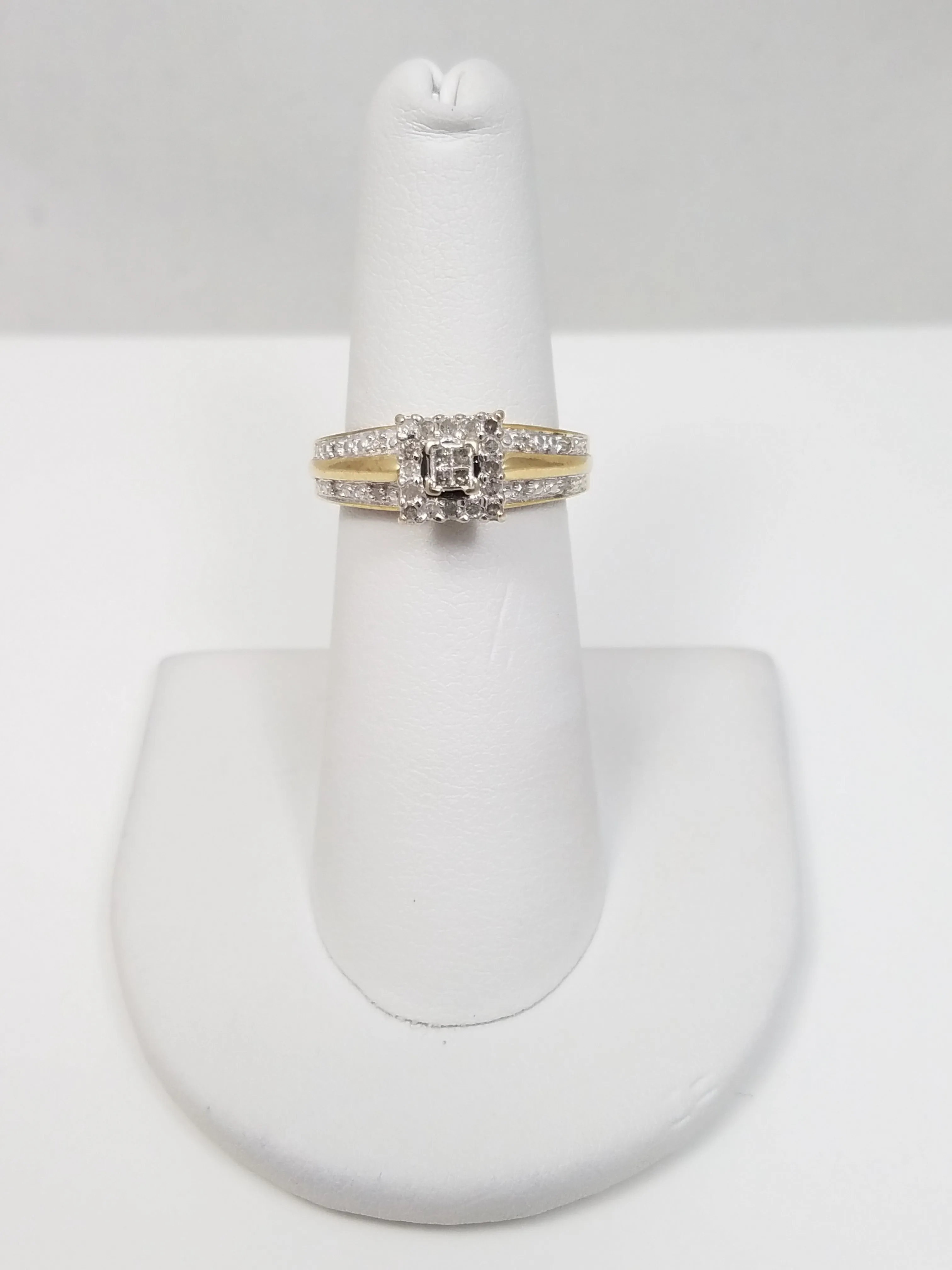 10k Yellow Gold Natural Diamond Engagement Ring