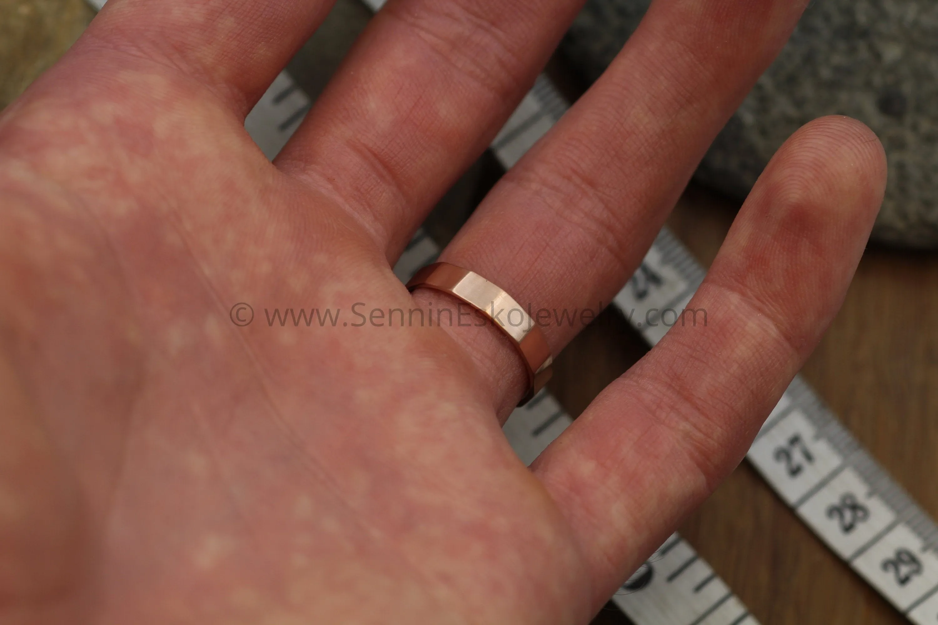 14kt Rose Gold 4x1mm Faceted Band - Matte Finish