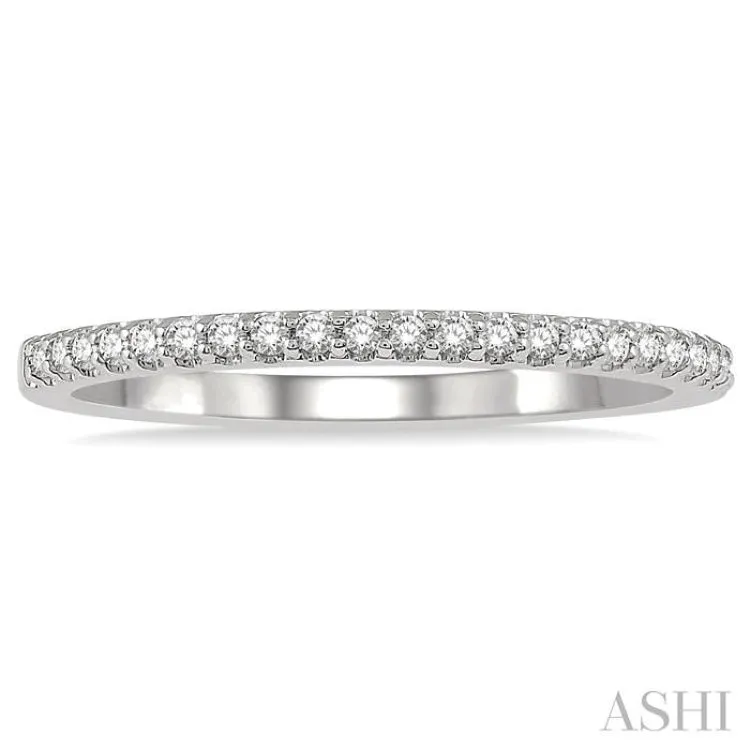 1/6 ct Round Cut Diamond Wedding Band in 14K White Gold