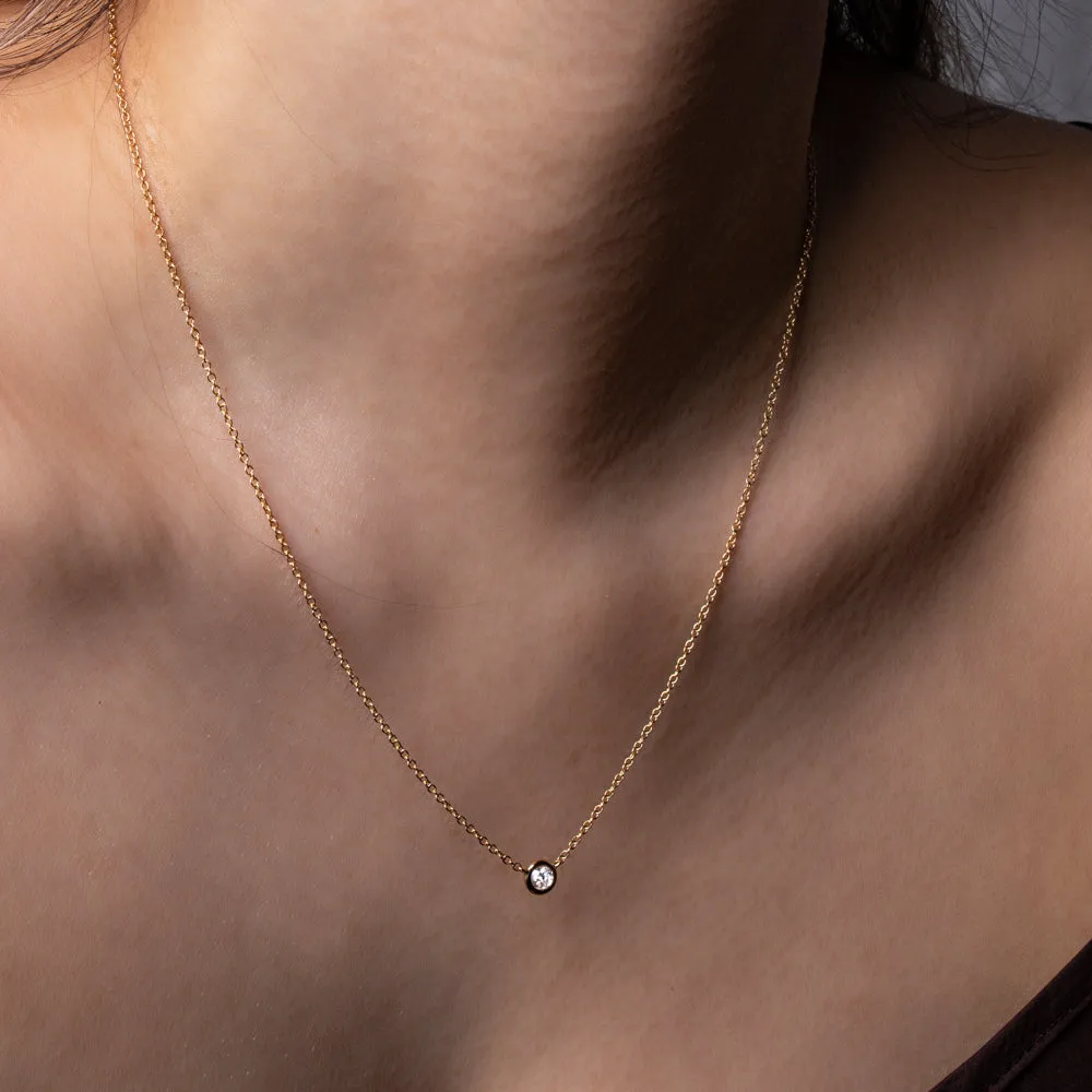 18ct Yellow Gold .21ct Diamond Natalia Pendant