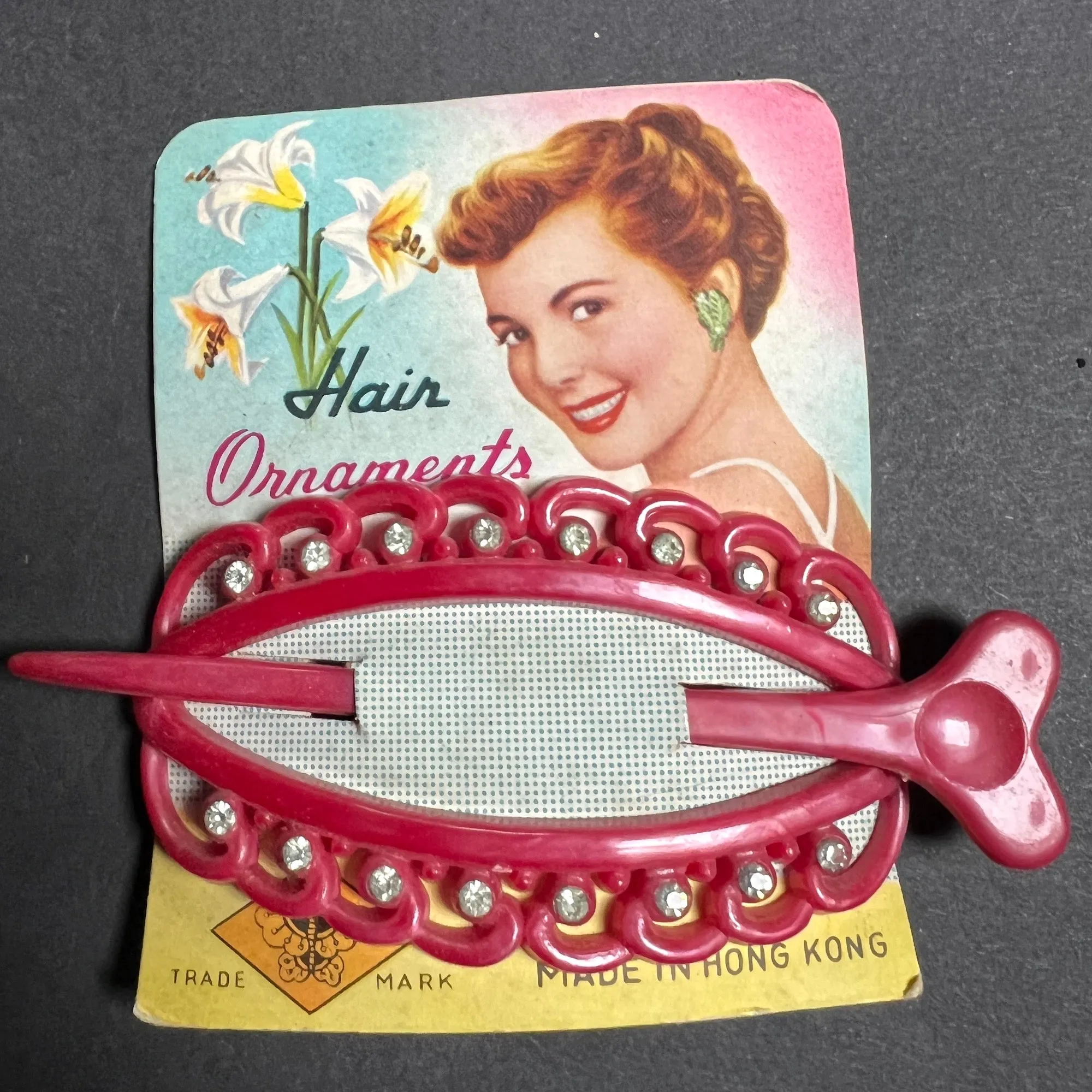 1950s Deep Pink Hair Barrette on Lovely Display card