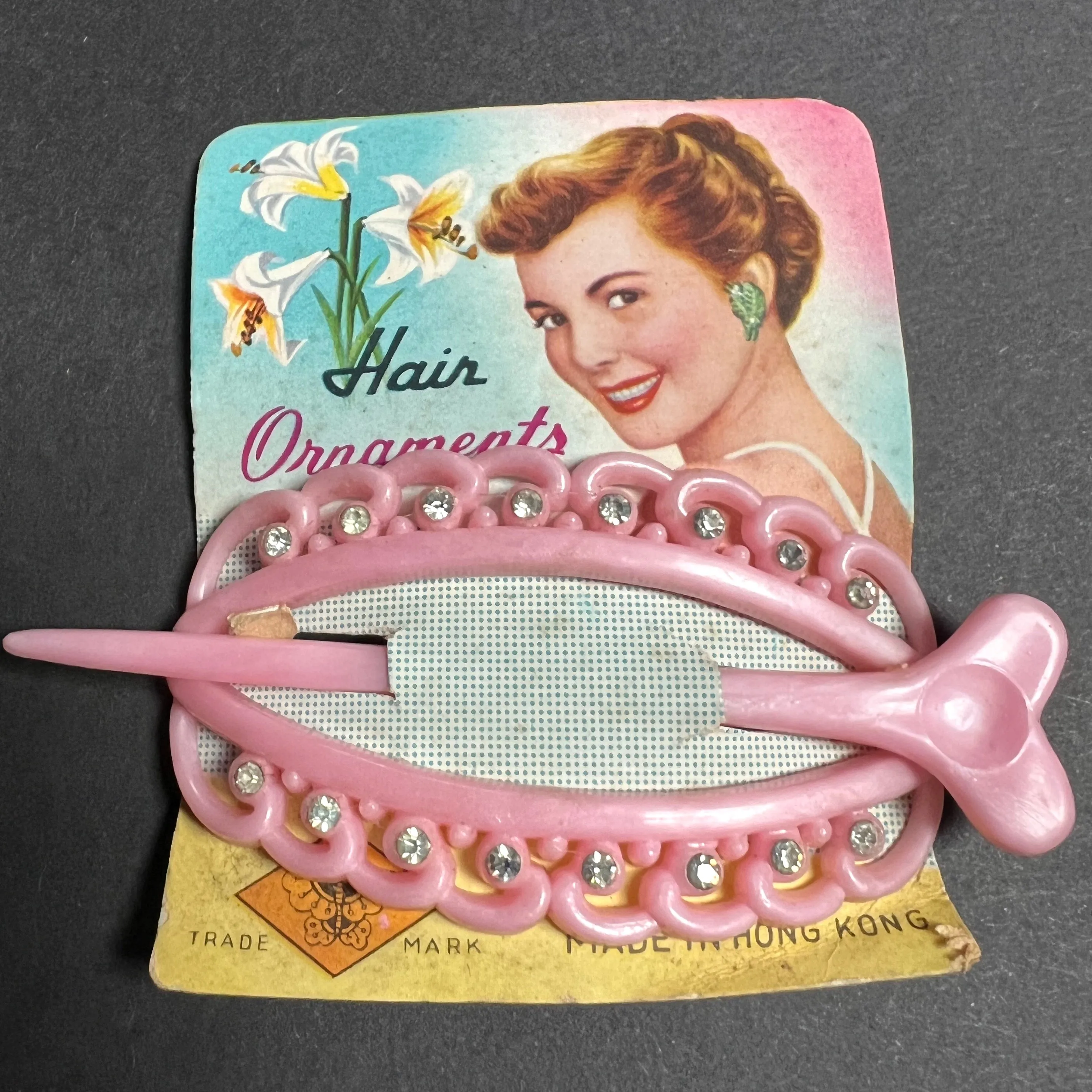 1950s Deep Pink Hair Barrette on Lovely Display card