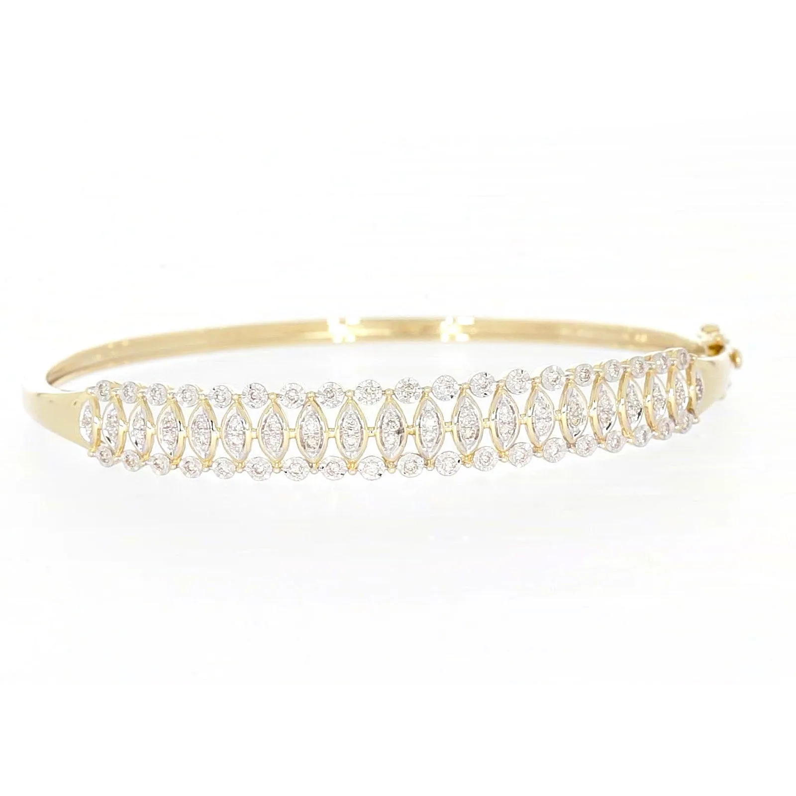 9ct Yellow Gold Round Brilliant Cut 1/2 CARAT tw of Diamonds Bangle