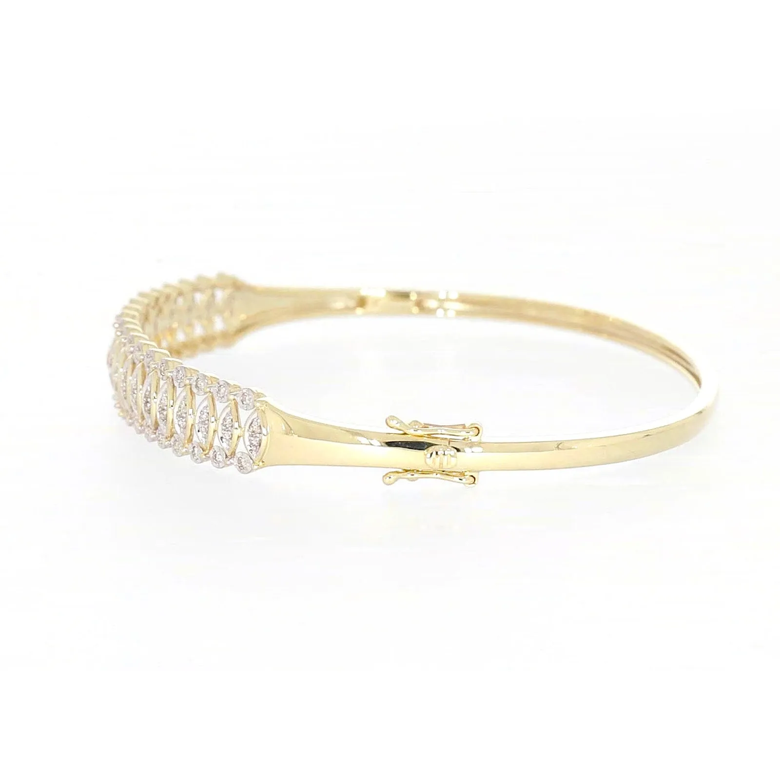 9ct Yellow Gold Round Brilliant Cut 1/2 CARAT tw of Diamonds Bangle