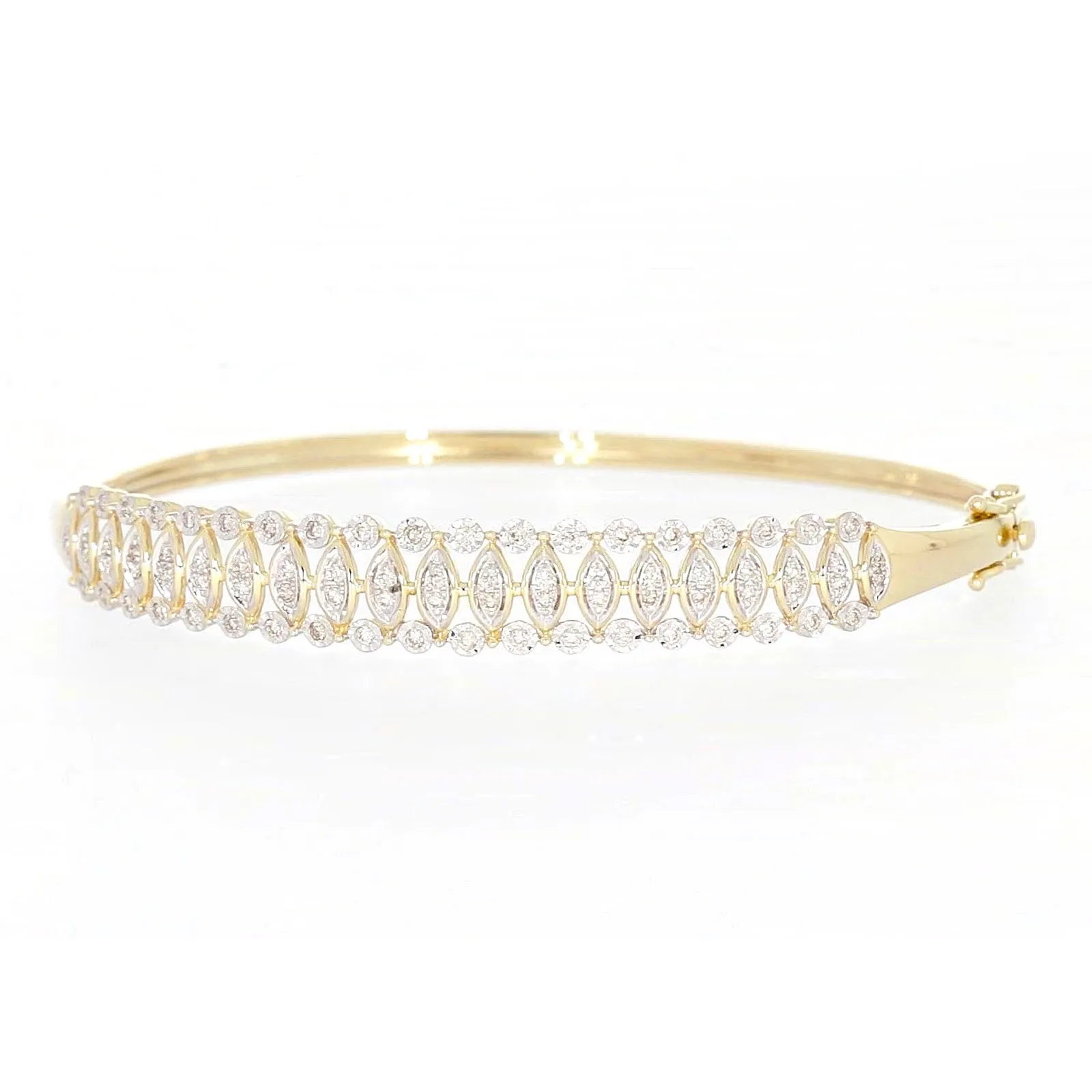 9ct Yellow Gold Round Brilliant Cut 1/2 CARAT tw of Diamonds Bangle