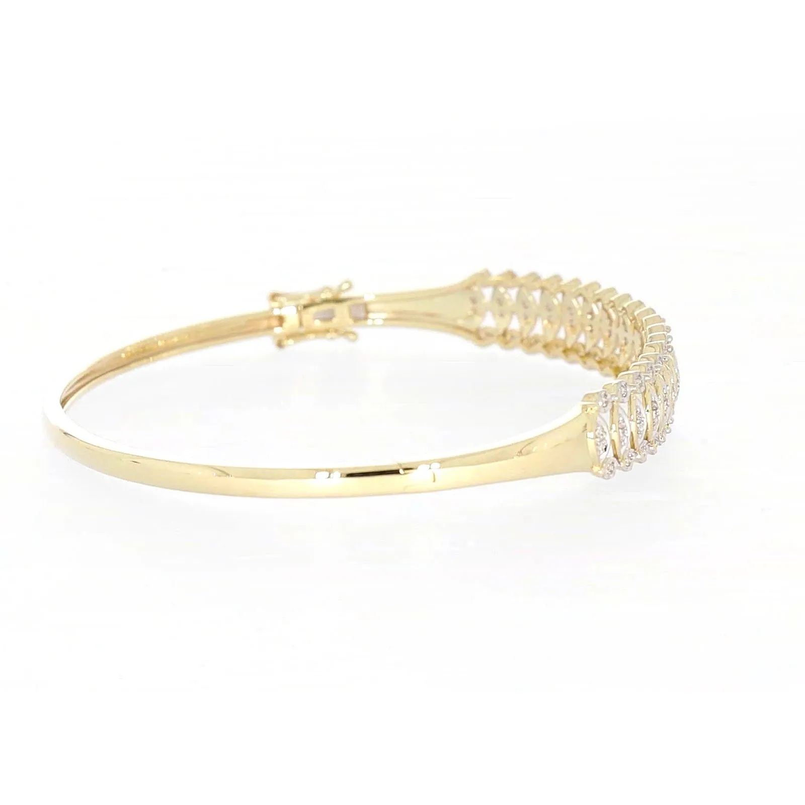 9ct Yellow Gold Round Brilliant Cut 1/2 CARAT tw of Diamonds Bangle