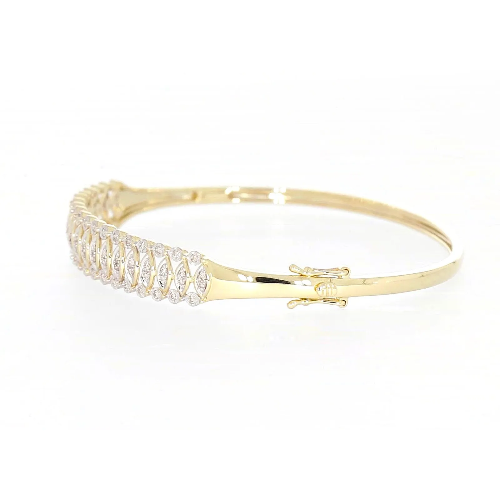 9ct Yellow Gold Round Brilliant Cut 1/2 CARAT tw of Diamonds Bangle