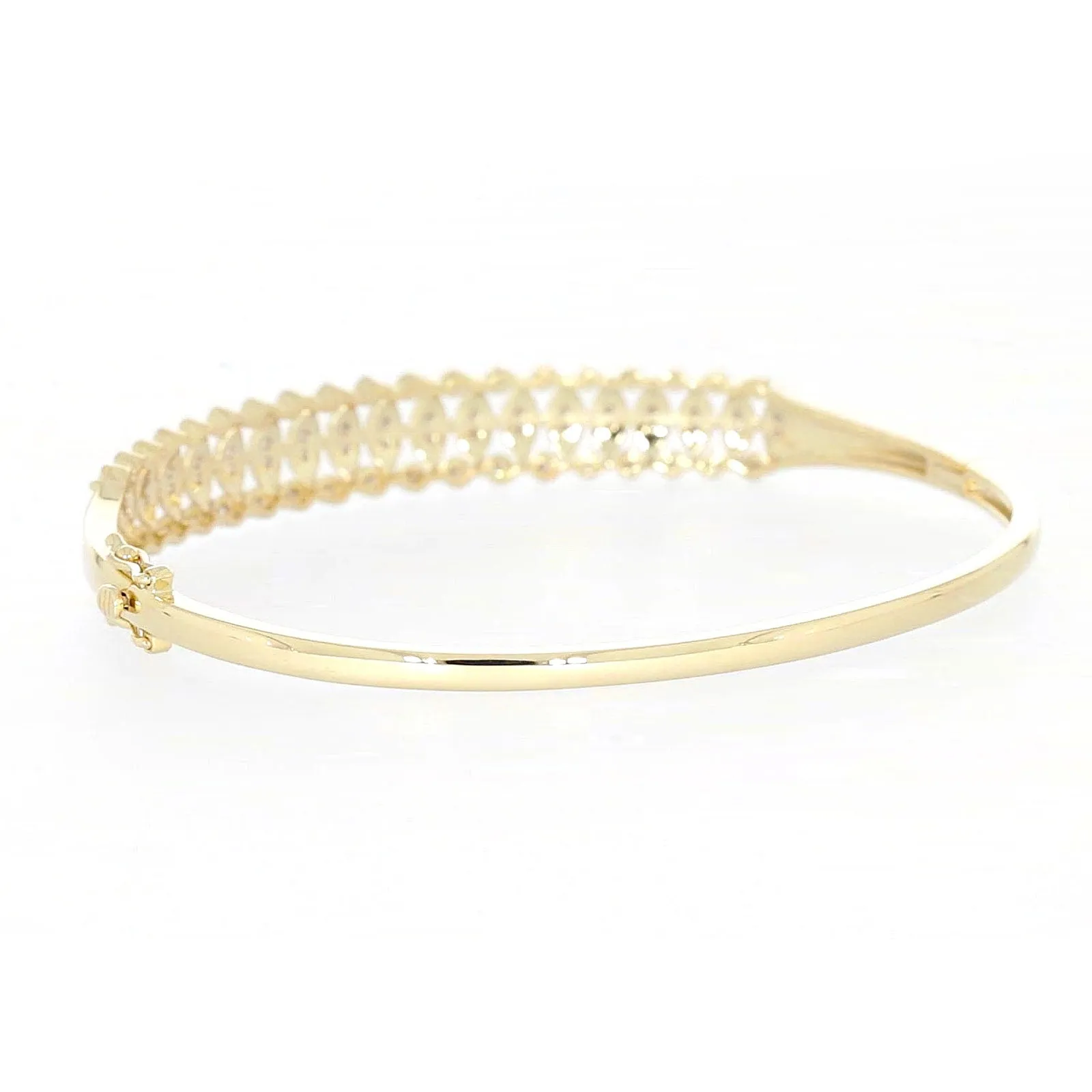 9ct Yellow Gold Round Brilliant Cut 1/2 CARAT tw of Diamonds Bangle