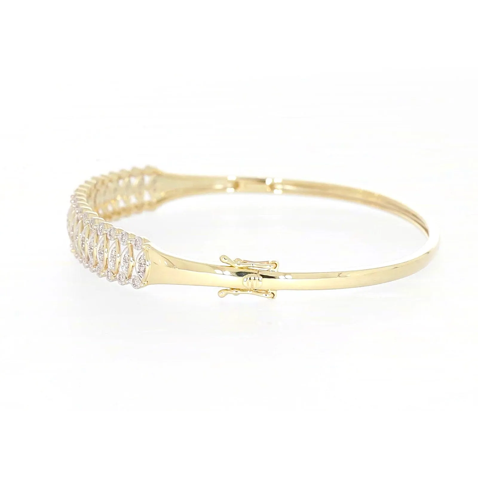 9ct Yellow Gold Round Brilliant Cut 1/2 CARAT tw of Diamonds Bangle