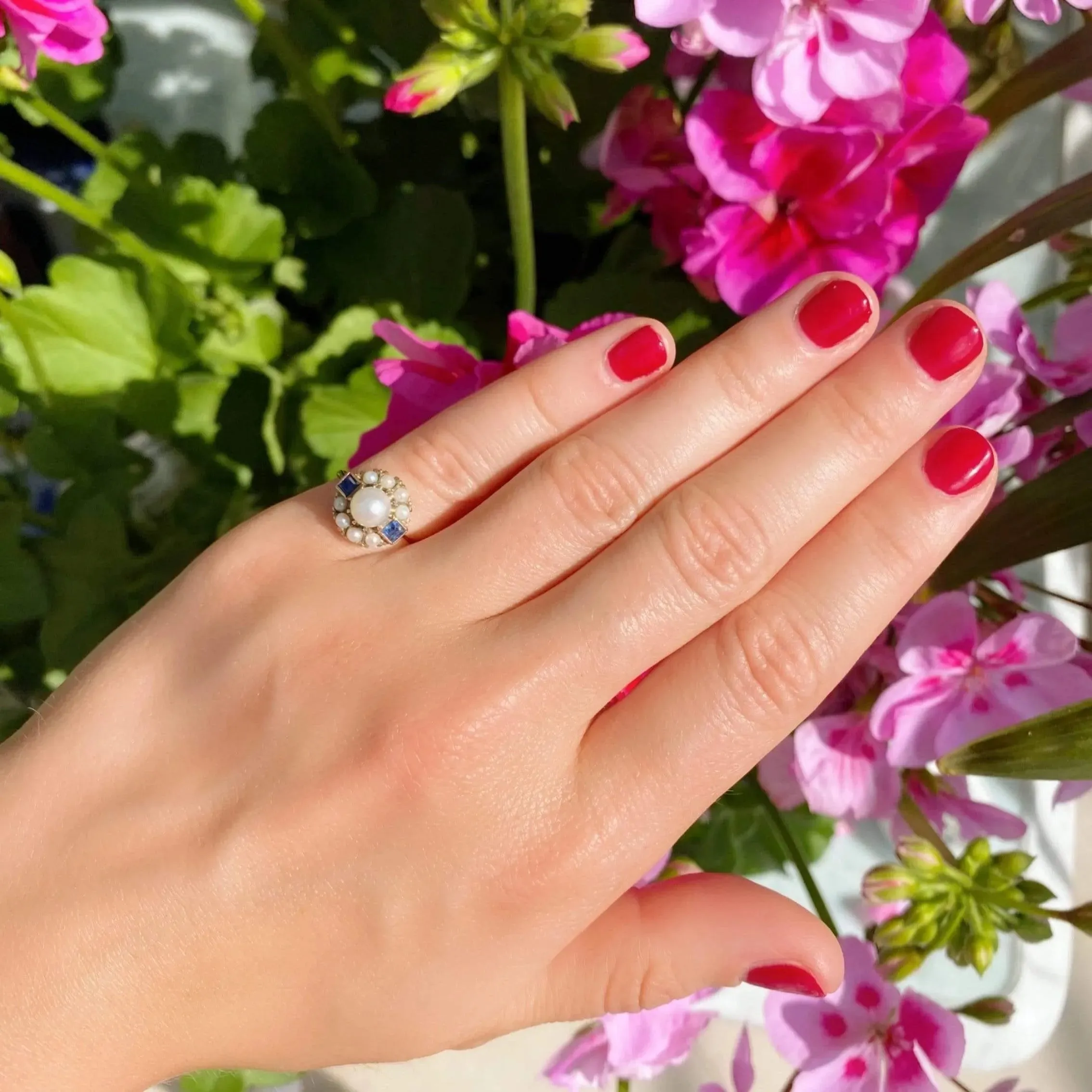 Antique Victorian 9ct Rose Gold Sapphire and Pearl Ring