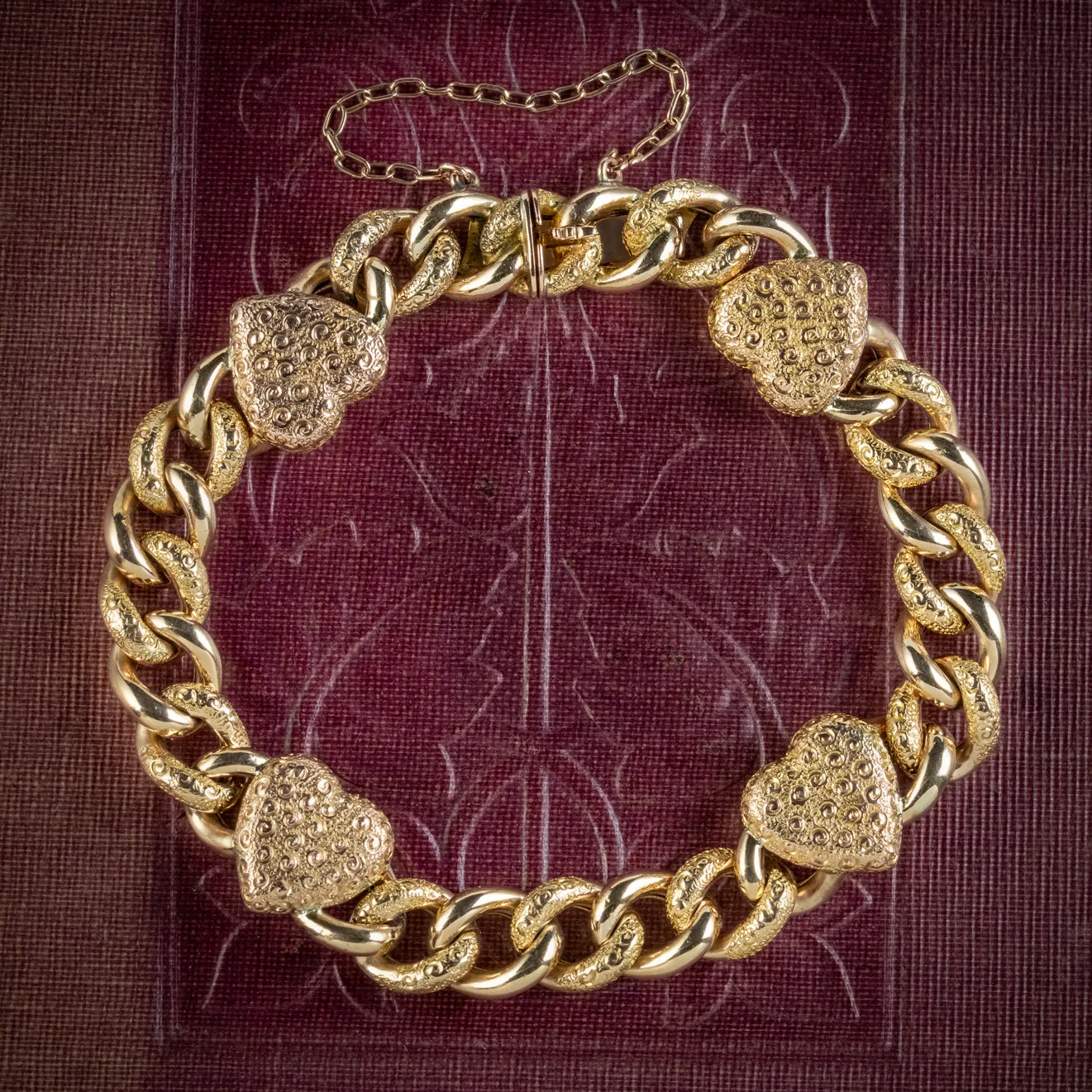 Antique Victorian Heart Curb Bracelet 9ct Gold Circa 1900