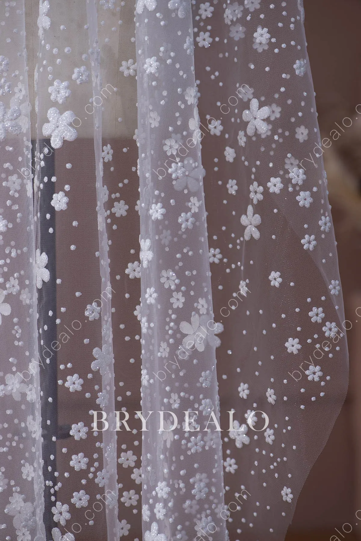 Dainty Glitter Bloom Knee Length Bridal Comb Veil