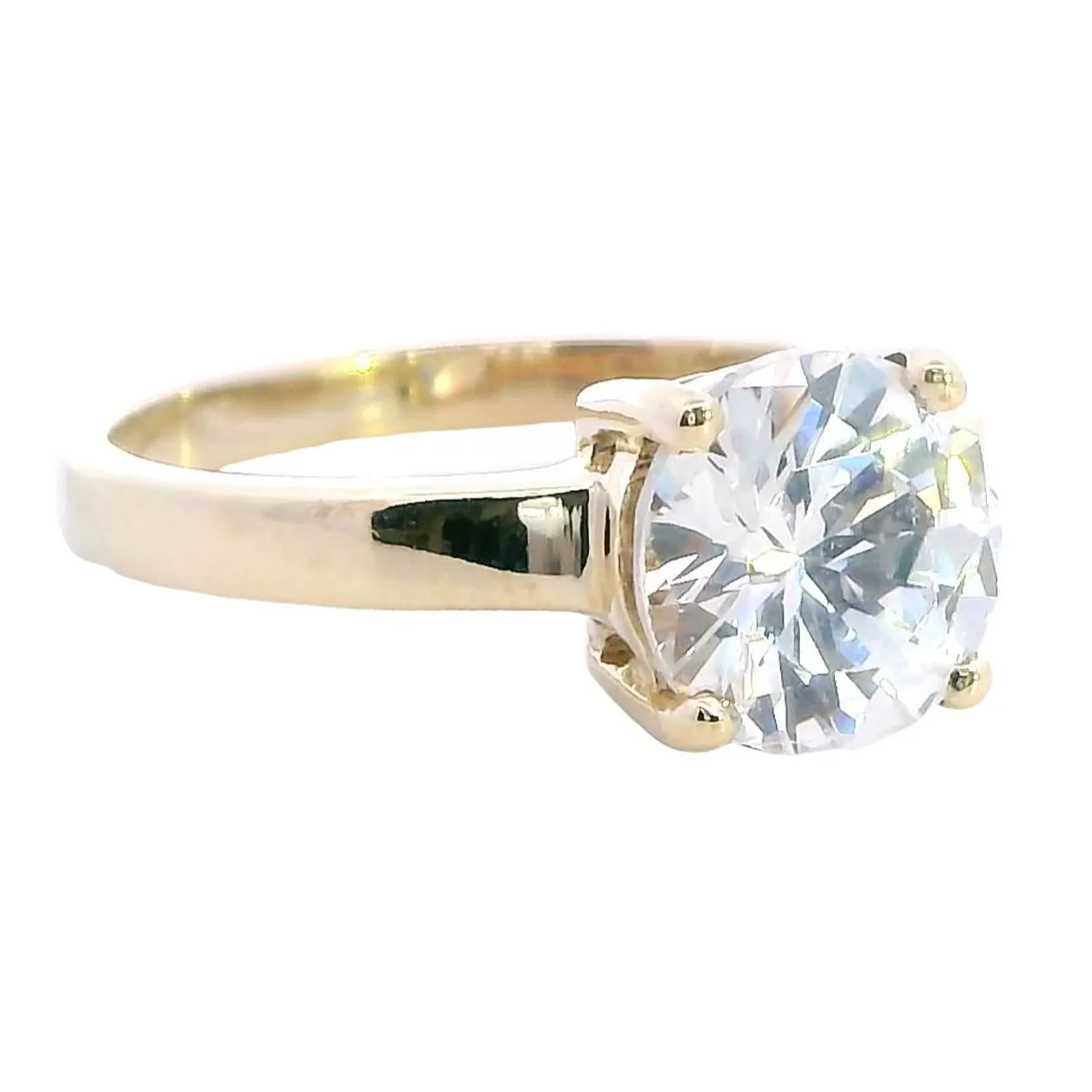 Exquisite 9ct Yellow Gold Cubic Zirconia Engagement Ring