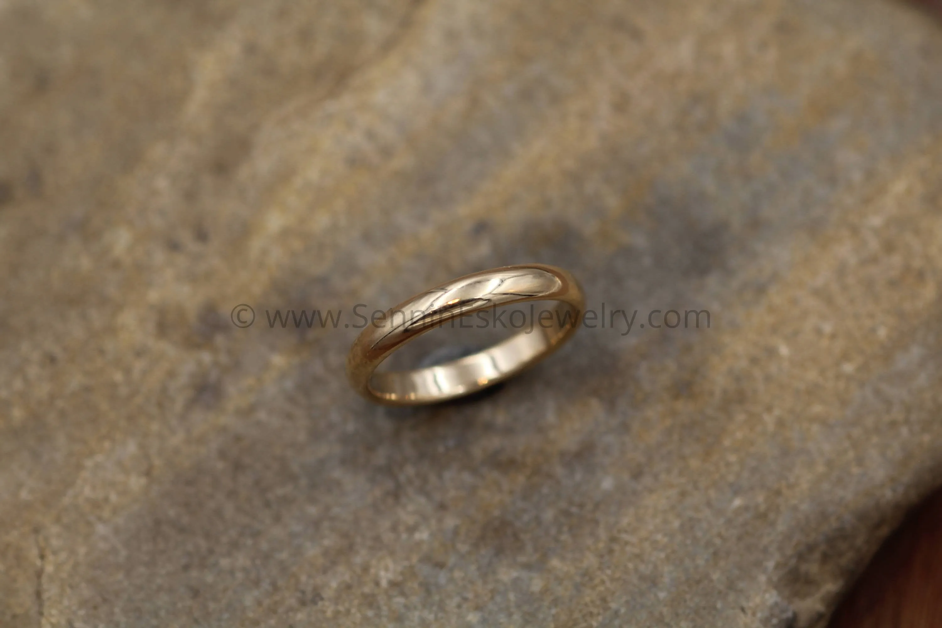 Half Round 3x1.5mm 14kt Yellow Gold Band - Glossy Finish