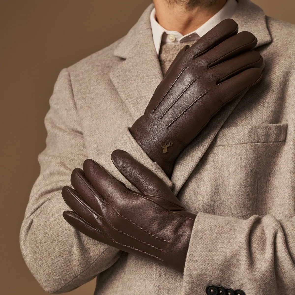 Hunter (brown) – goatskin gloves with lambswool lining & touchscreen feature