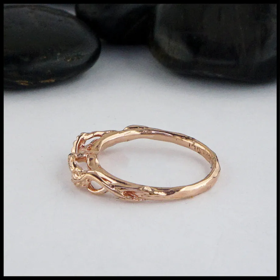 Leaf and Vine Wedding Band