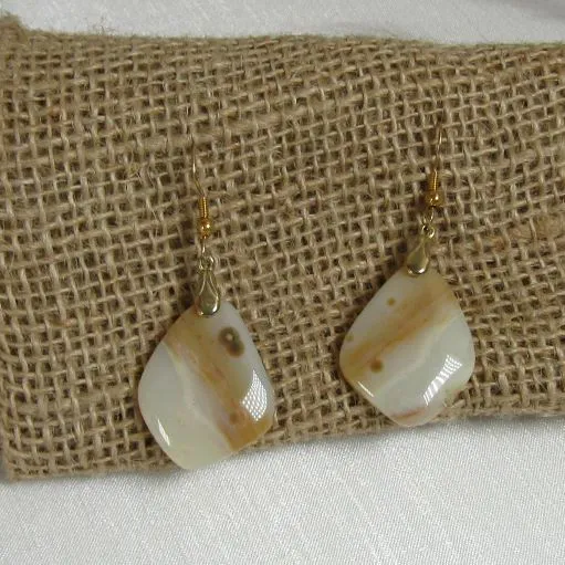 Lovely Hand Cut Gemstone Teardrop Drop Earrings