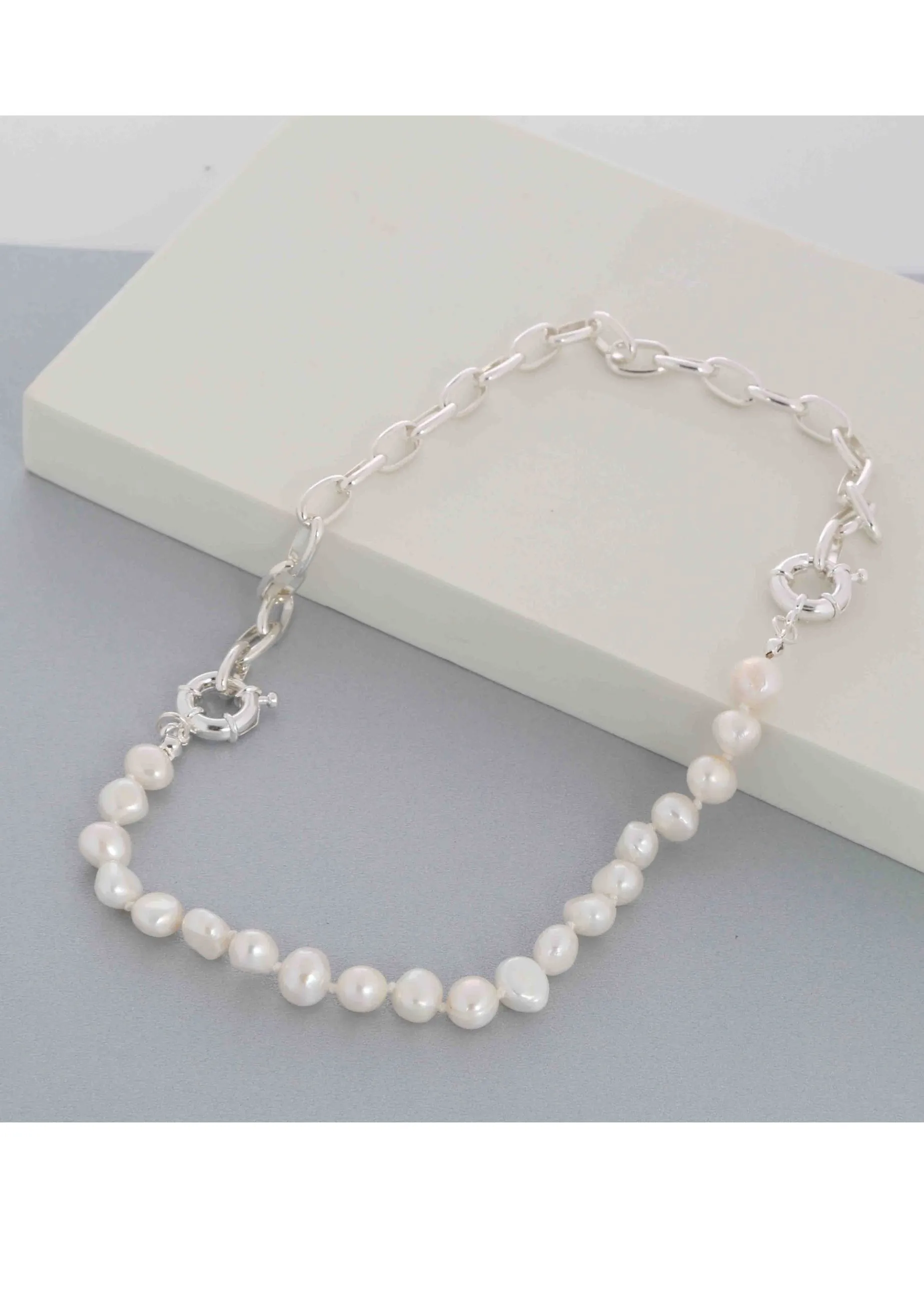 Merx - Convertible / 2-IN-1 Pearl Necklace & Bracelet