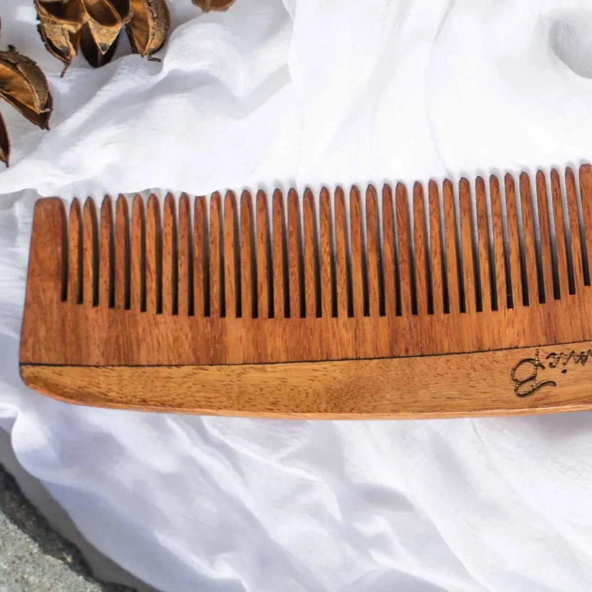 Rosewood/Sheesham Full Size Comb For Detangling and Styling