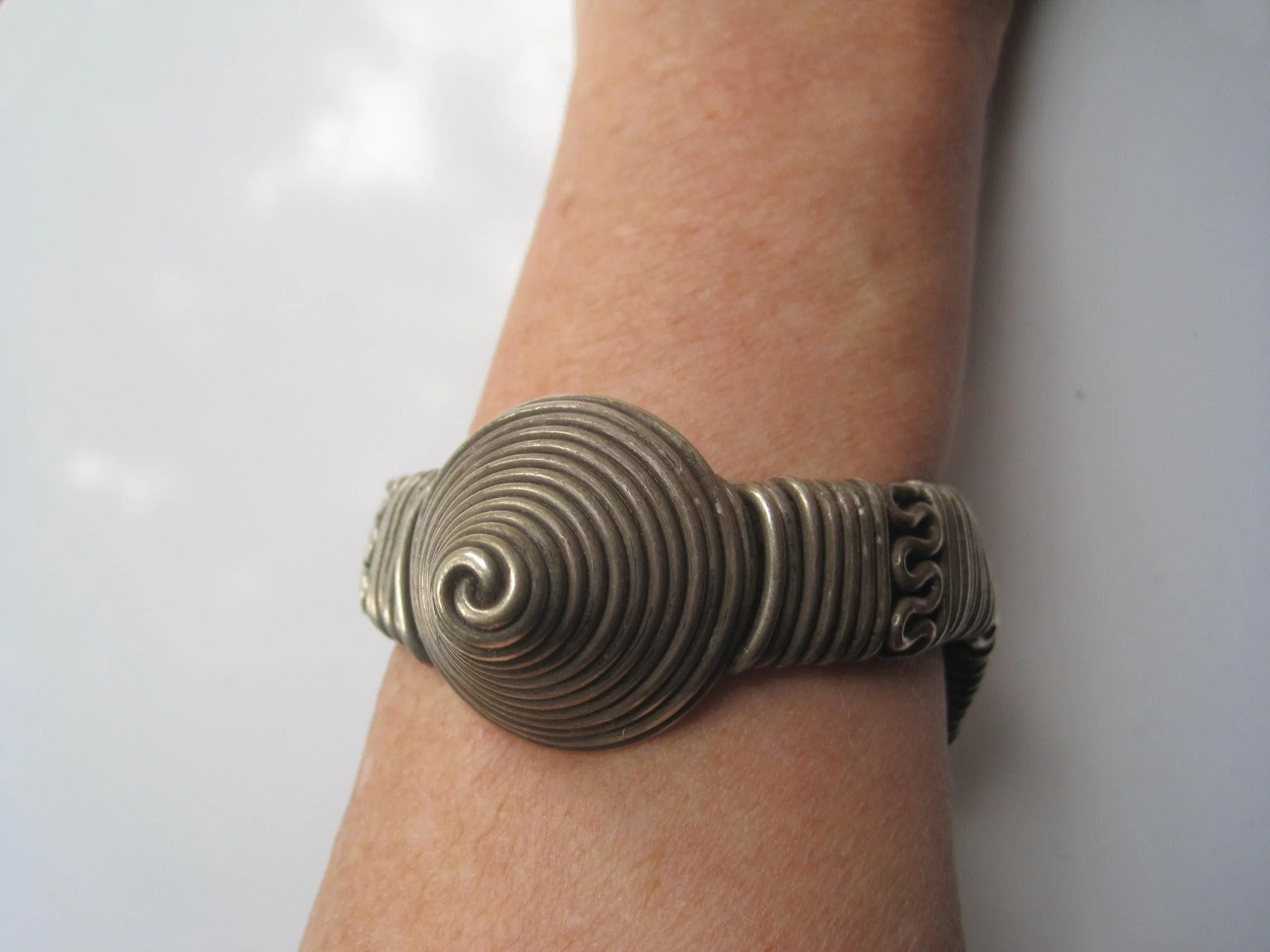 Silver Rigid V Shaped Bracelet or Armlet from India