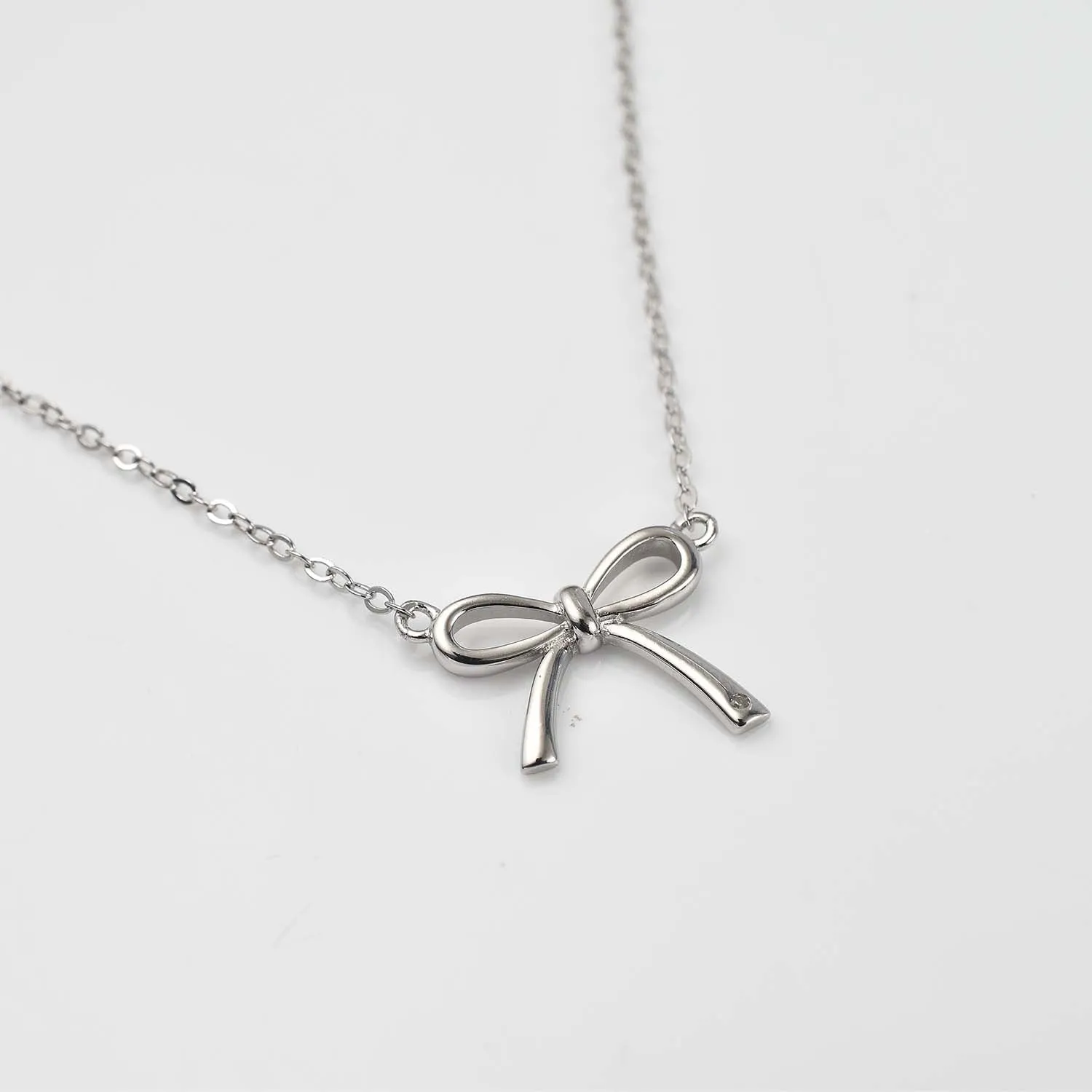 Sweet Diamond Bow Ribbon Necklace