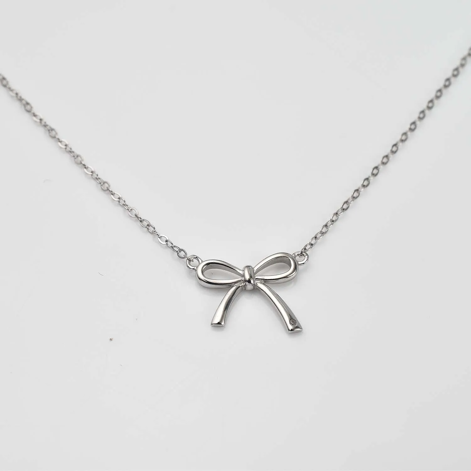 Sweet Diamond Bow Ribbon Necklace