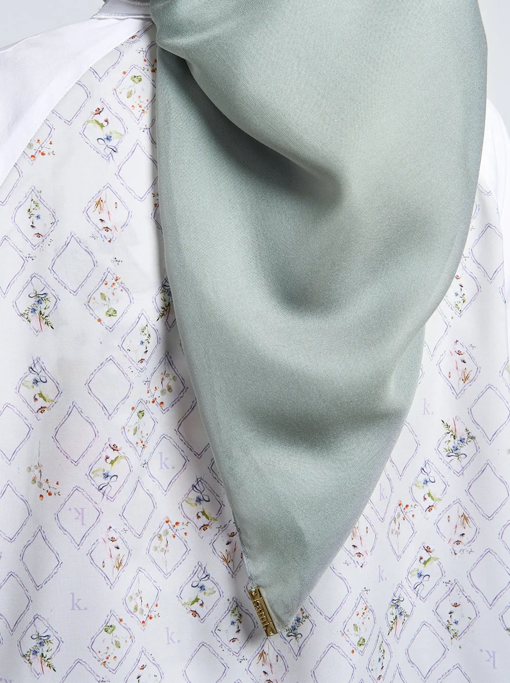 ULTRA PARIS SCARF PLAIN DEEP SAGE