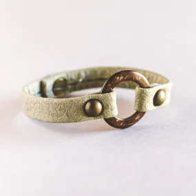 Vegan Circle of Love Bracelet - Antique Brass