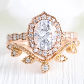 Vintage Floral Oval Ring Bridal Set w/ Moissanite and Curved Leaf Diamond Band